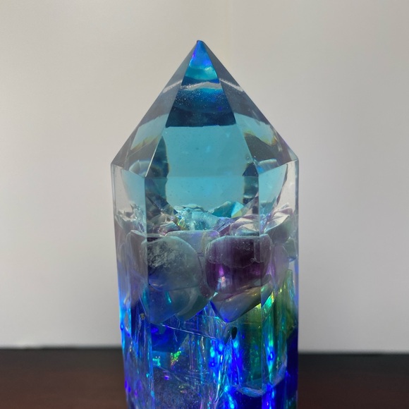 Lighted Crystal Tower with Blue Crystal Orb - Picture 4 of 8